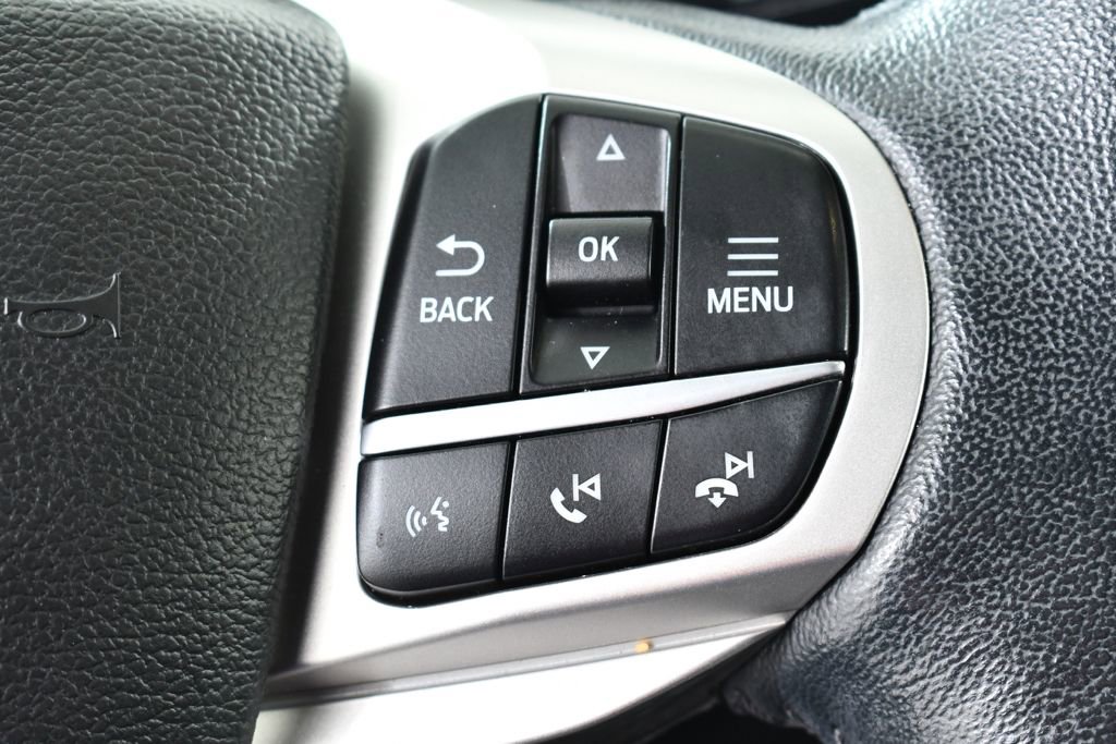 Used 2022 Ford Explorer XLT w/ Equipment Group 202A AWD/4WD image 33