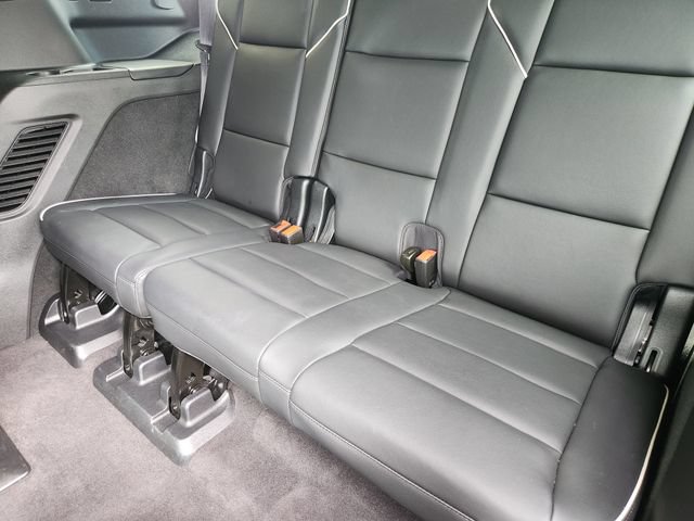 Used 2022 Cadillac Escalade Sport w/ Touring Package RWD image 32