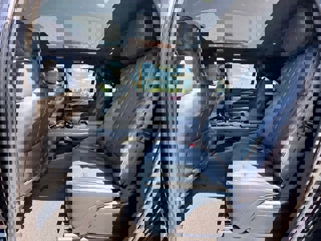 New 2025 Cadillac Escalade IQ Luxury 2 image 32