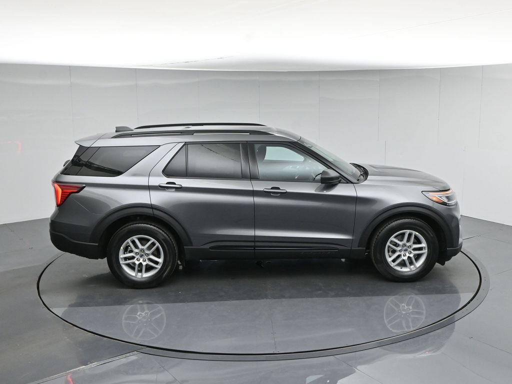 New 2026 Ford Explorer Active RWD image 39