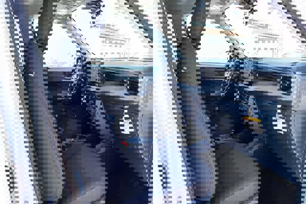 New 2026 Ford Maverick XL FWD image 17