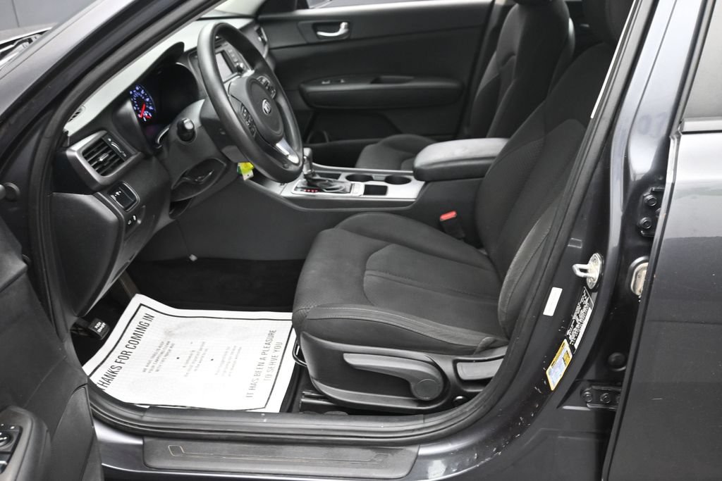 Used 2017 Kia Optima LX FWD image 16