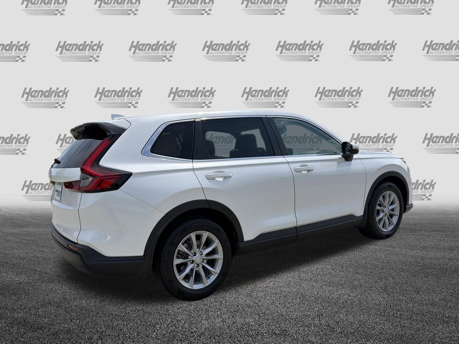 Used 2023 Honda CR-V EX-L image 10