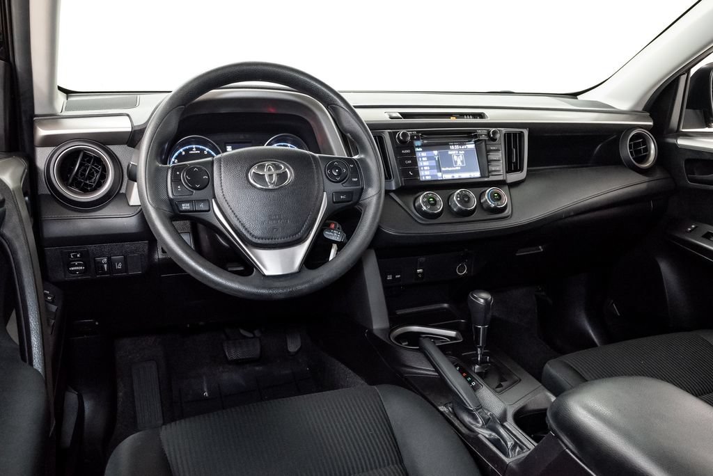 Used 2018 Toyota RAV4 LE w/ All Weather Liner Package AWD/4WD image 7