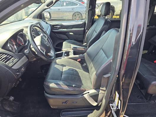 Used 2017 Dodge Grand Caravan GT FWD image 5