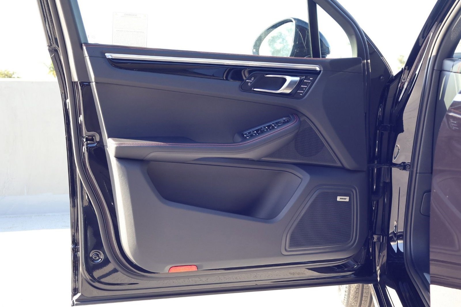 New 2026 Porsche Macan S image 13