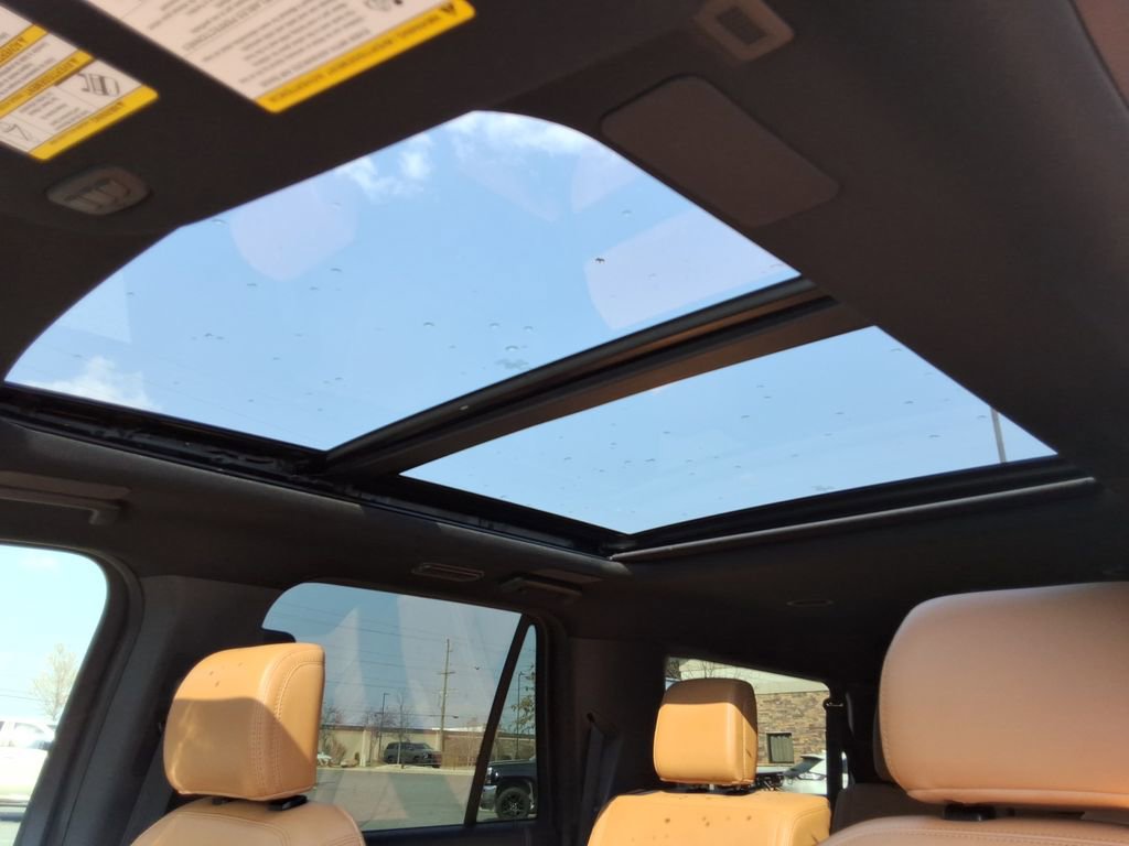 Used 2023 Ford Expedition Max Platinum RWD image 26