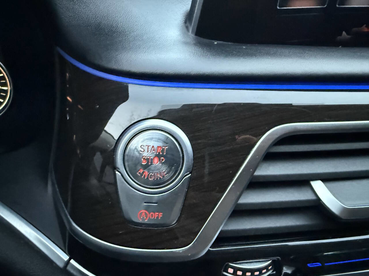 Used 2016 BMW 750i xDrive image 42