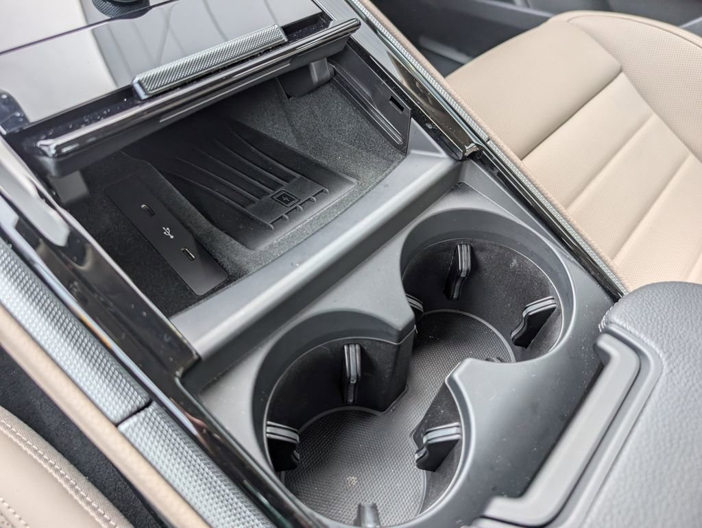 Certified 2025 Porsche Panamera image 19