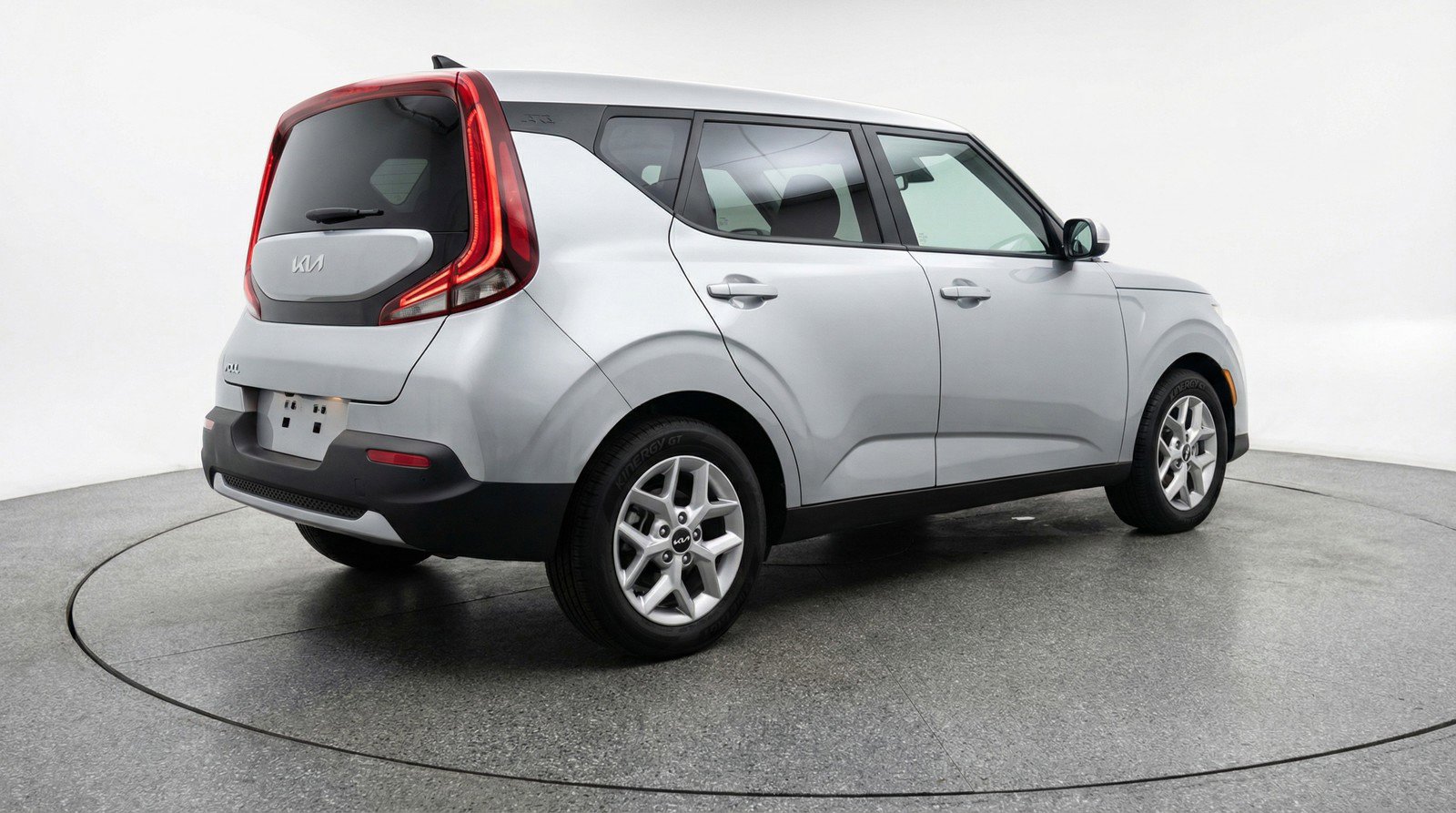 Used 2025 Kia Soul LX w/ LX Technology Package image 9