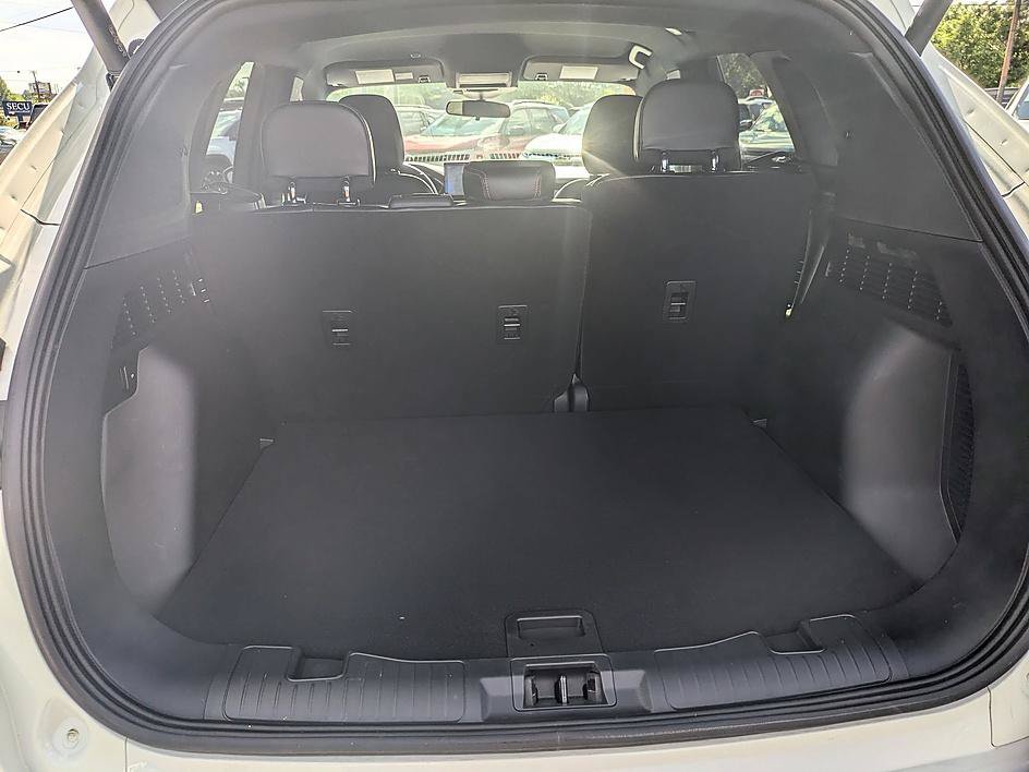 Used 2024 Ford Escape ST-Line w/ Tech Pack #1 FWD image 27