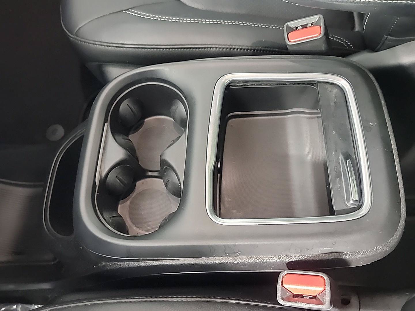 Used 2019 Chrysler Pacifica Touring-L Plus w/ Advanced Safetytec Group FWD image 39