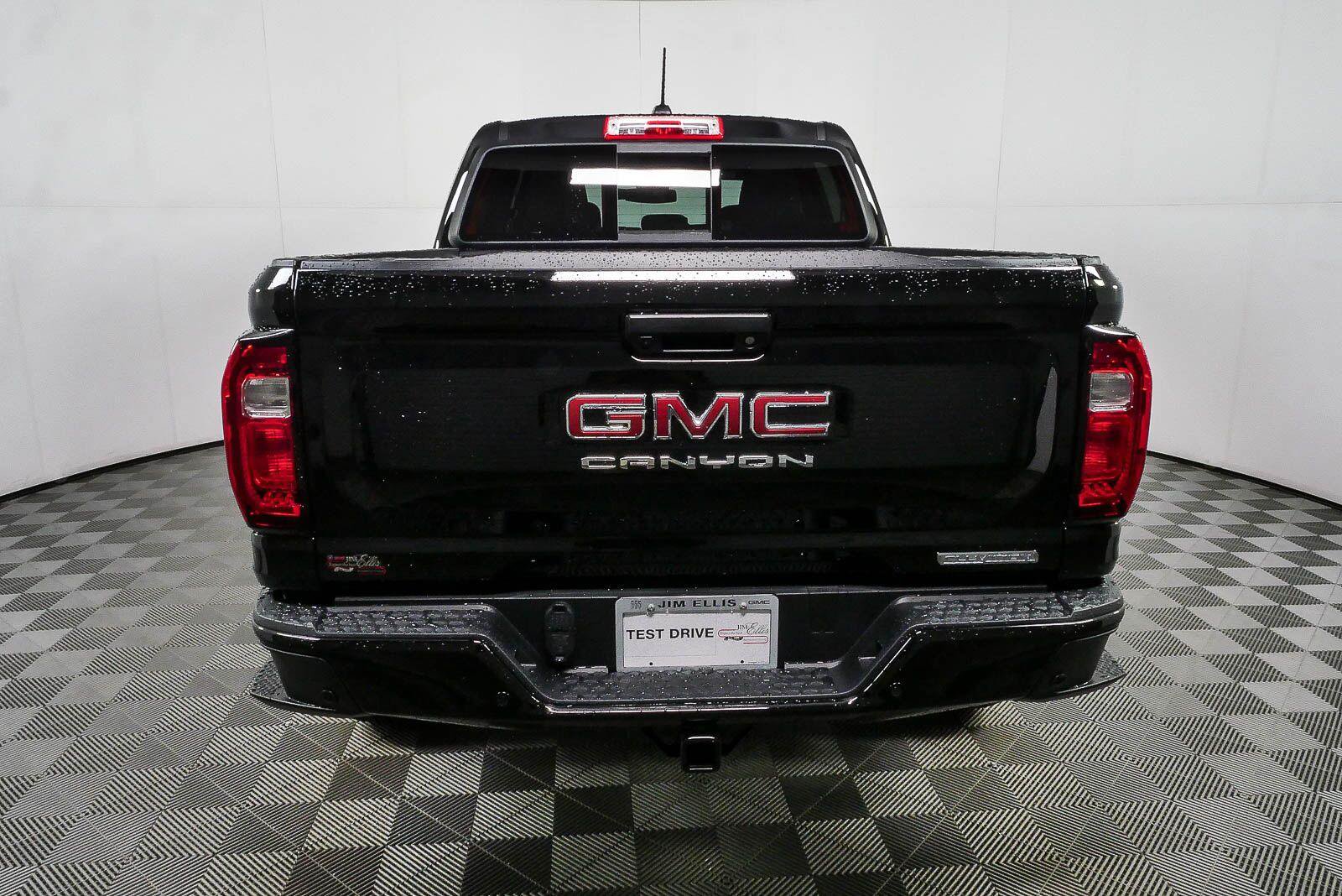 New 2026 GMC Canyon Elevation w/ Convenience Package AWD/4WD image 28
