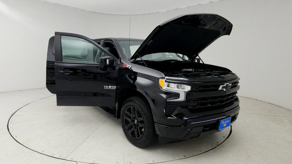 Used 2025 Chevrolet Silverado 1500 RST AWD/4WD image 10