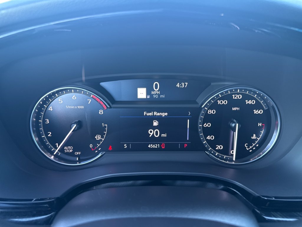 Used 2025 Cadillac XT6 Premium Luxury FWD image 27