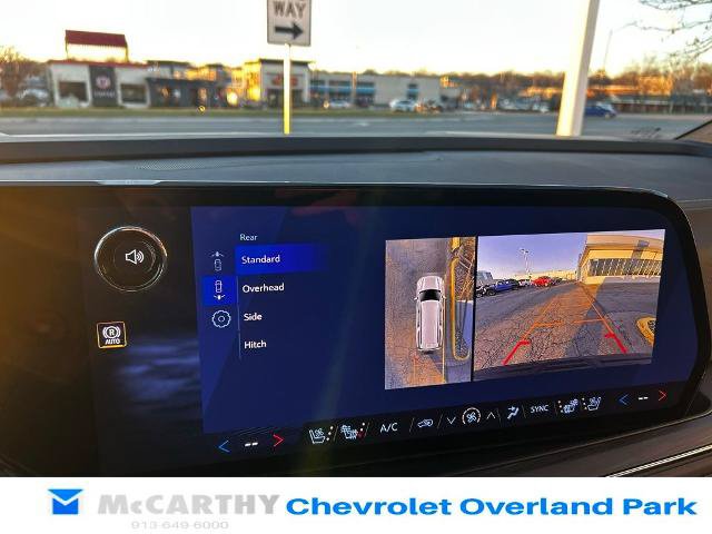 New 2026 Chevrolet Suburban Premier w/ Sun And Tow Package AWD/4WD image 13
