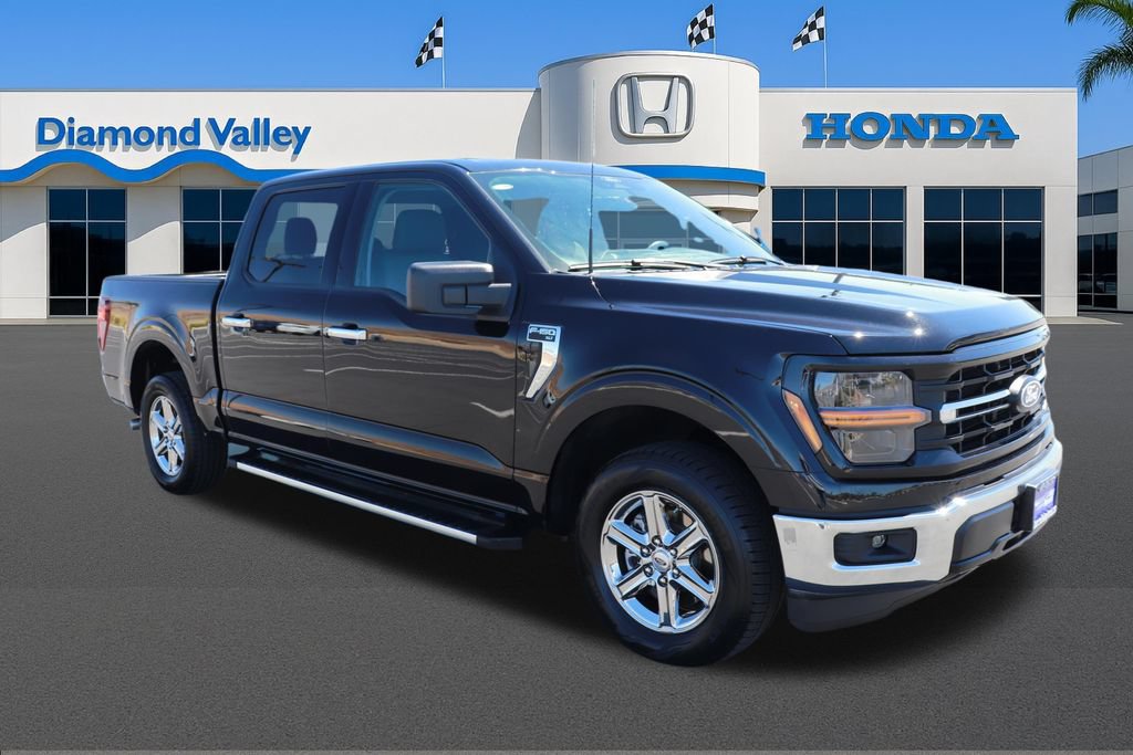 Used 2025 Ford F150 XLT w/ Equipment Group 301A Standard RWD 360° Tour