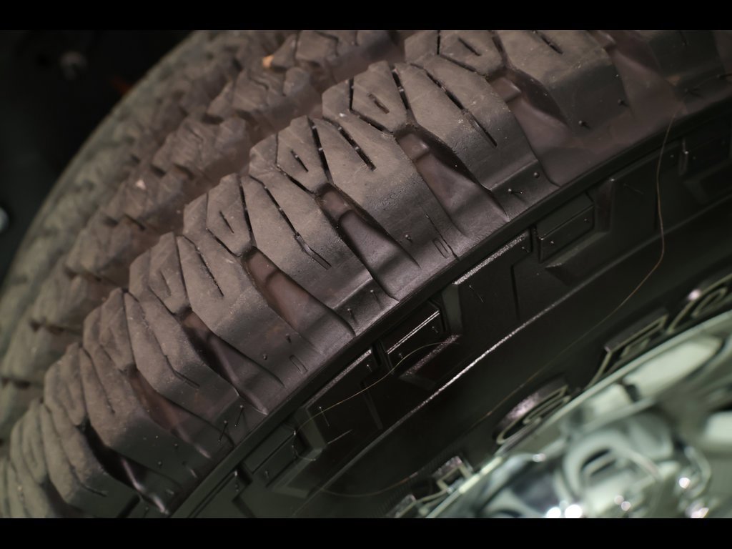 Used 2024 RAM 2500 Tradesman w/ Chrome Appearance Group image 27