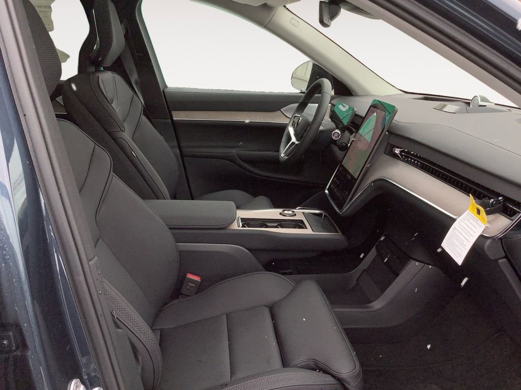New 2025 Volvo EX90 Ultra image 15