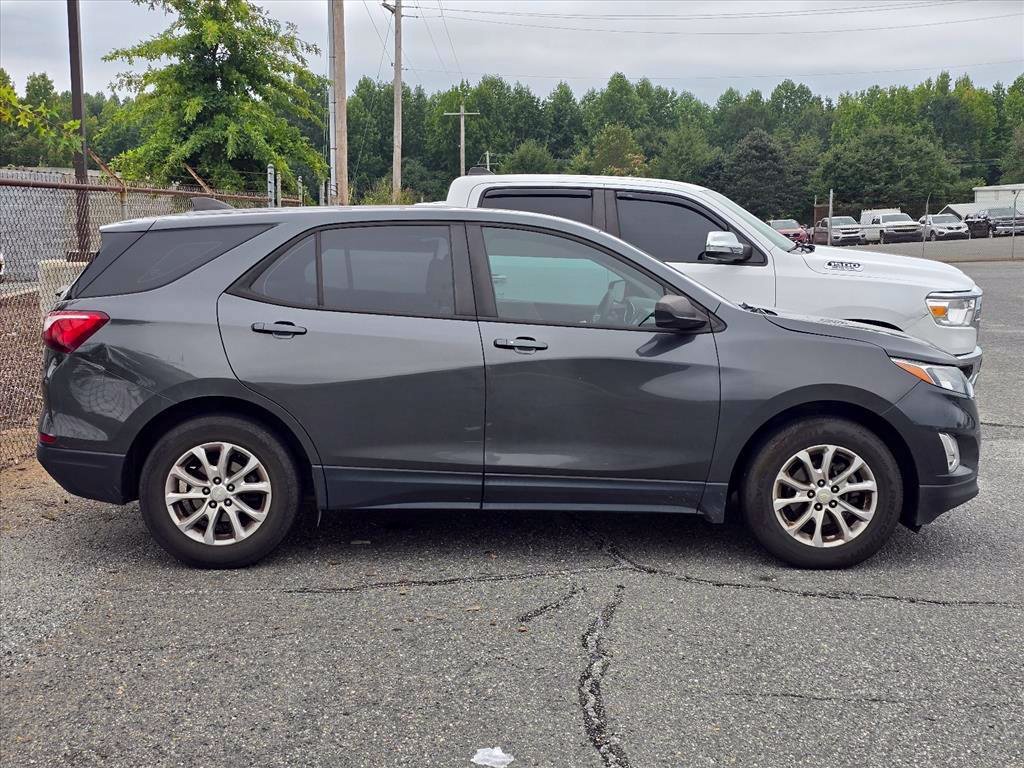 Used 2020 Chevrolet Equinox LS w/ LPO, Floor Liner Package FWD image 12