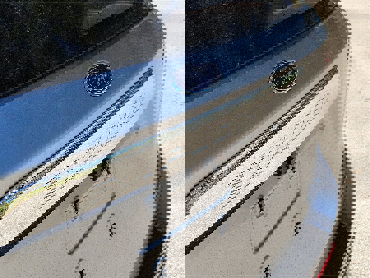 Used 2023 Ford Explorer XLT w/ Equipment Group 202A image 6