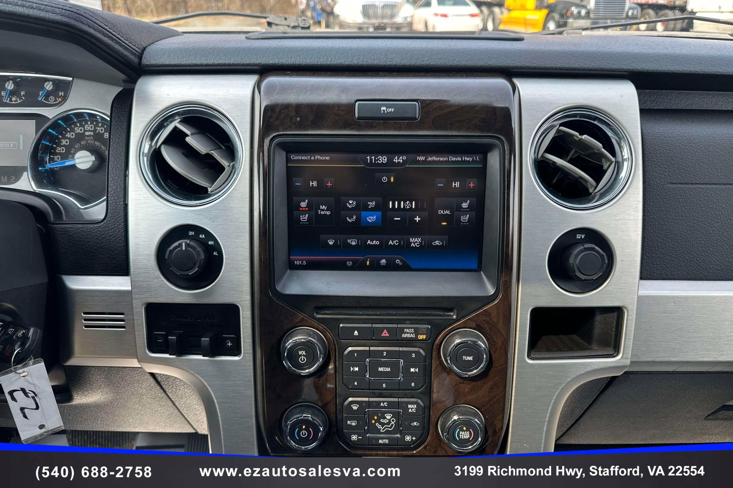 Used 2013 Ford F150 Platinum AWD/4WD image 26