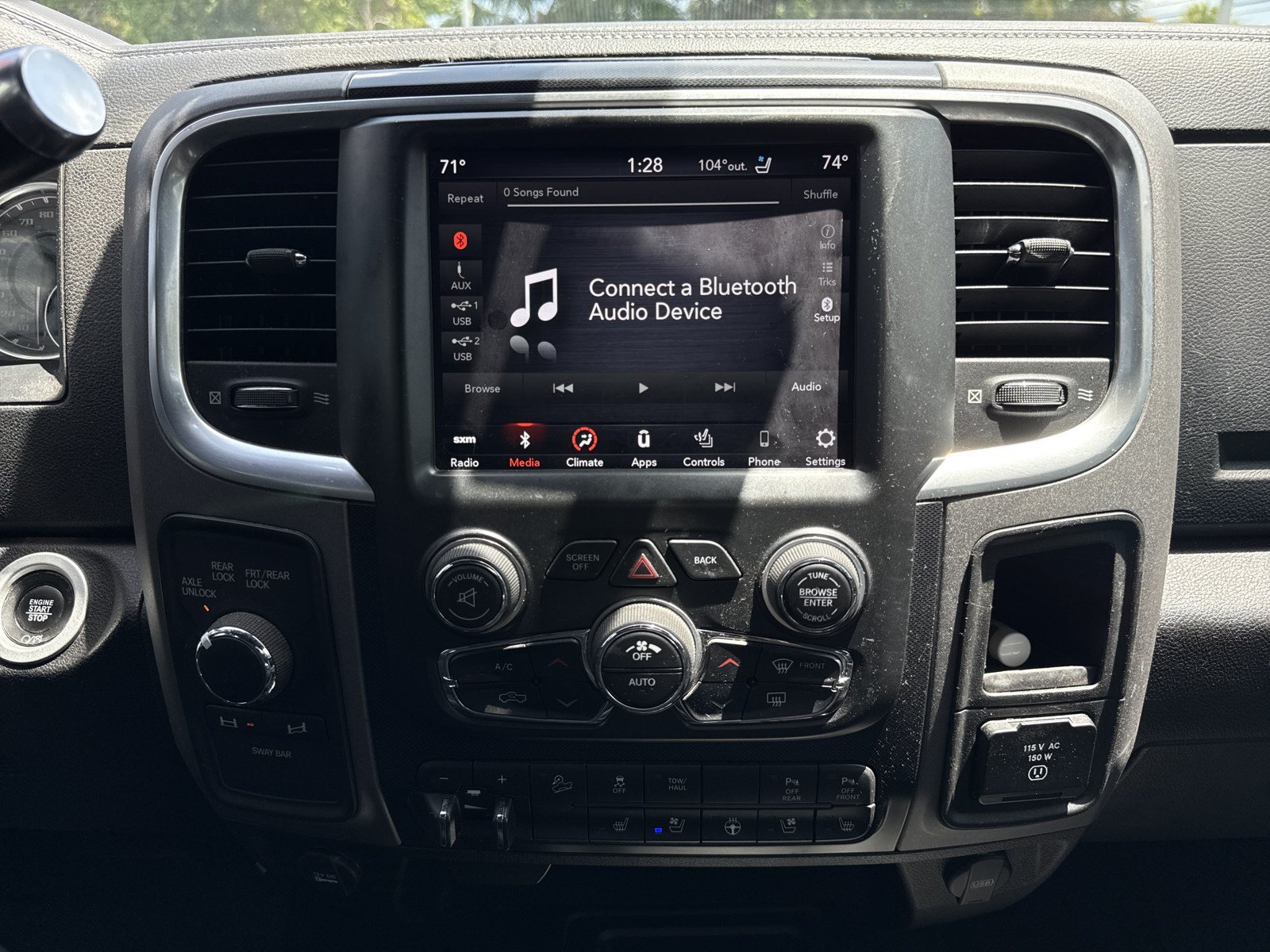 Used 2018 RAM 2500 Power Wagon w/ Leather & Luxury Group AWD/4WD image 26