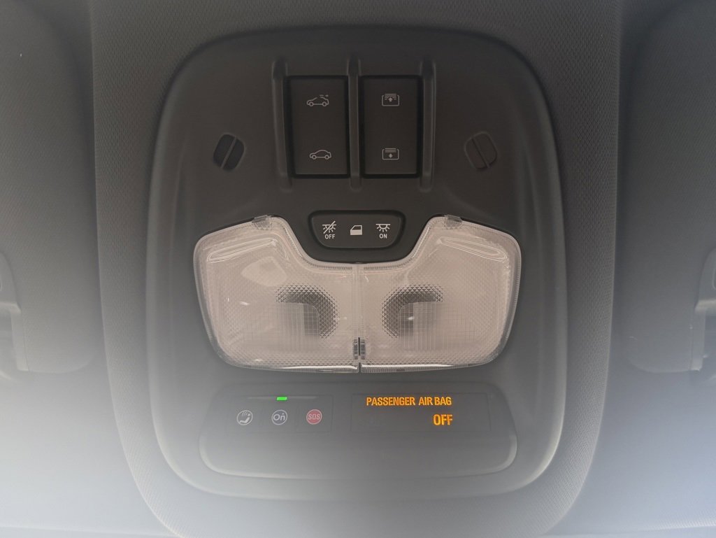 Used 2023 Chevrolet TrailBlazer RS w/ Sun and Liftgate Package image 38