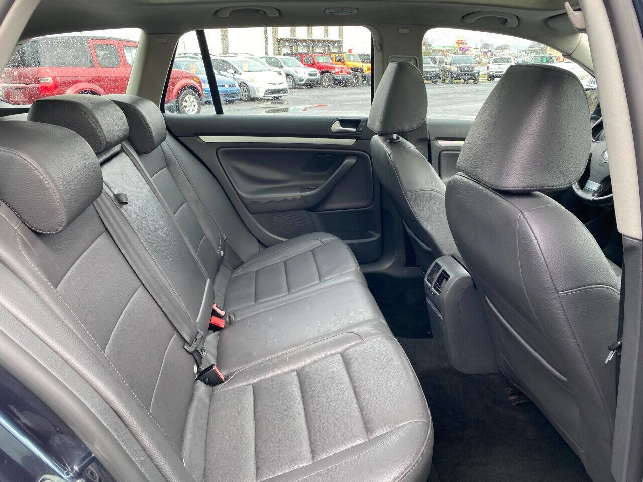 Used 2009 Volkswagen Jetta TDI image 23