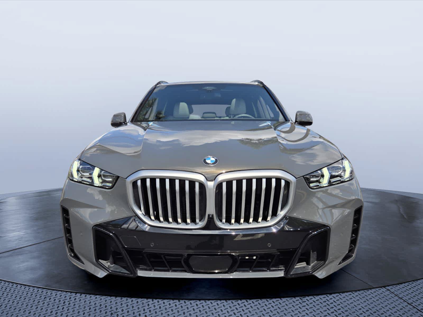 Certified 2026 BMW X5 xDrive40i w/ M Sport Package AWD/4WD image 8