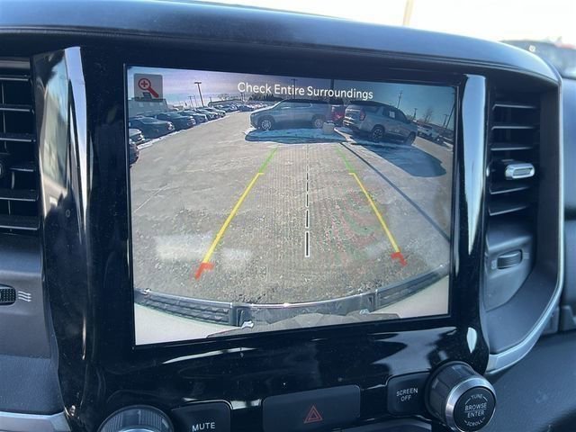 Used 2022 RAM 1500 Big Horn AWD/4WD image 32