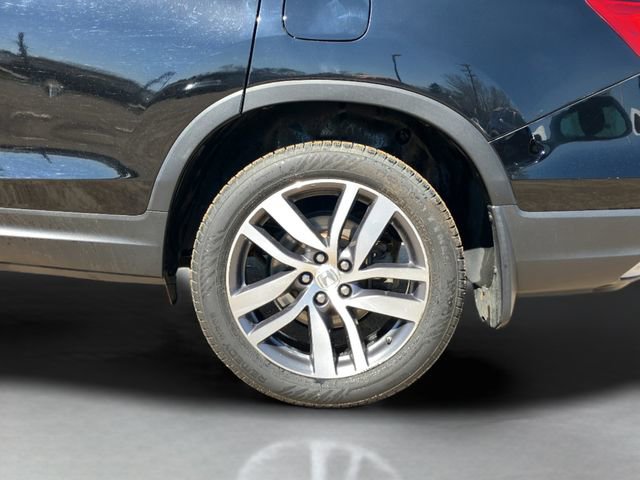 Used 2017 Honda Pilot Touring image 33