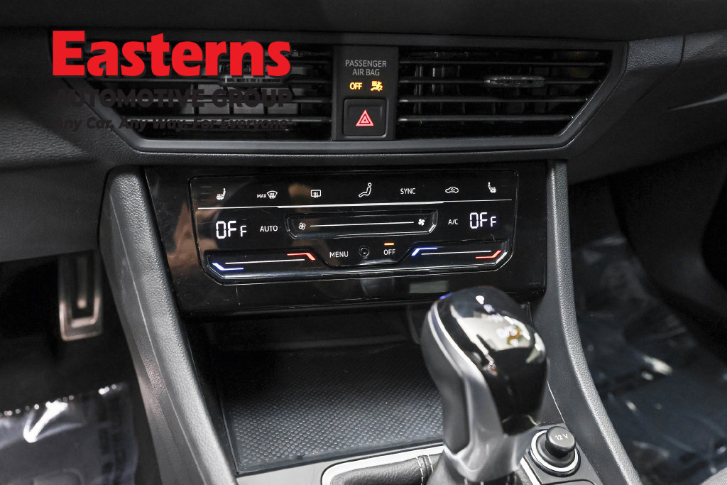 Used 2025 Volkswagen Jetta Sport FWD image 20