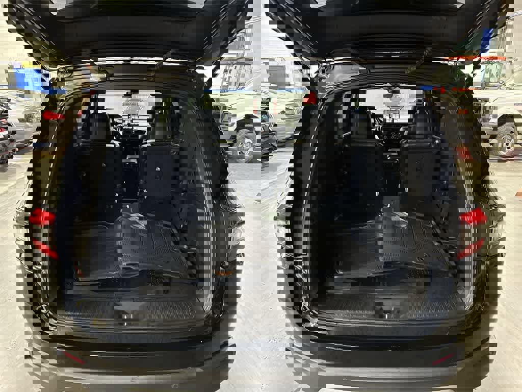 Used 2023 Honda Pilot TrailSport image 10