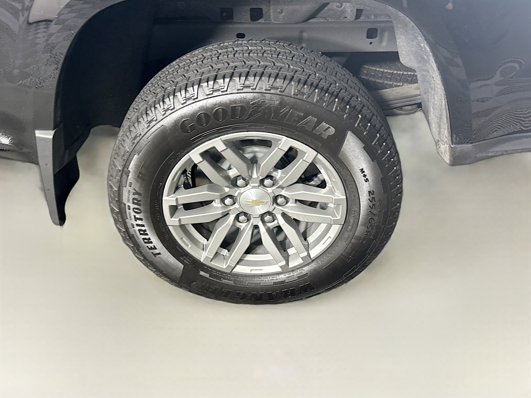 Used 2024 Chevrolet Colorado LT w/ LT Convenience Package image 11