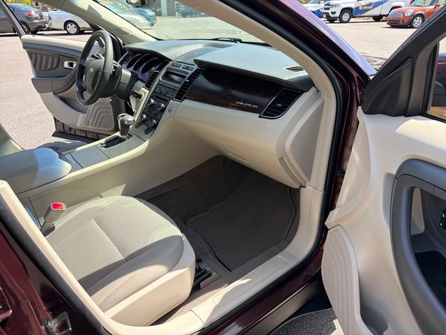Used 2011 Ford Taurus SEL w/ 201A Rapid Spec Order Code FWD image 28