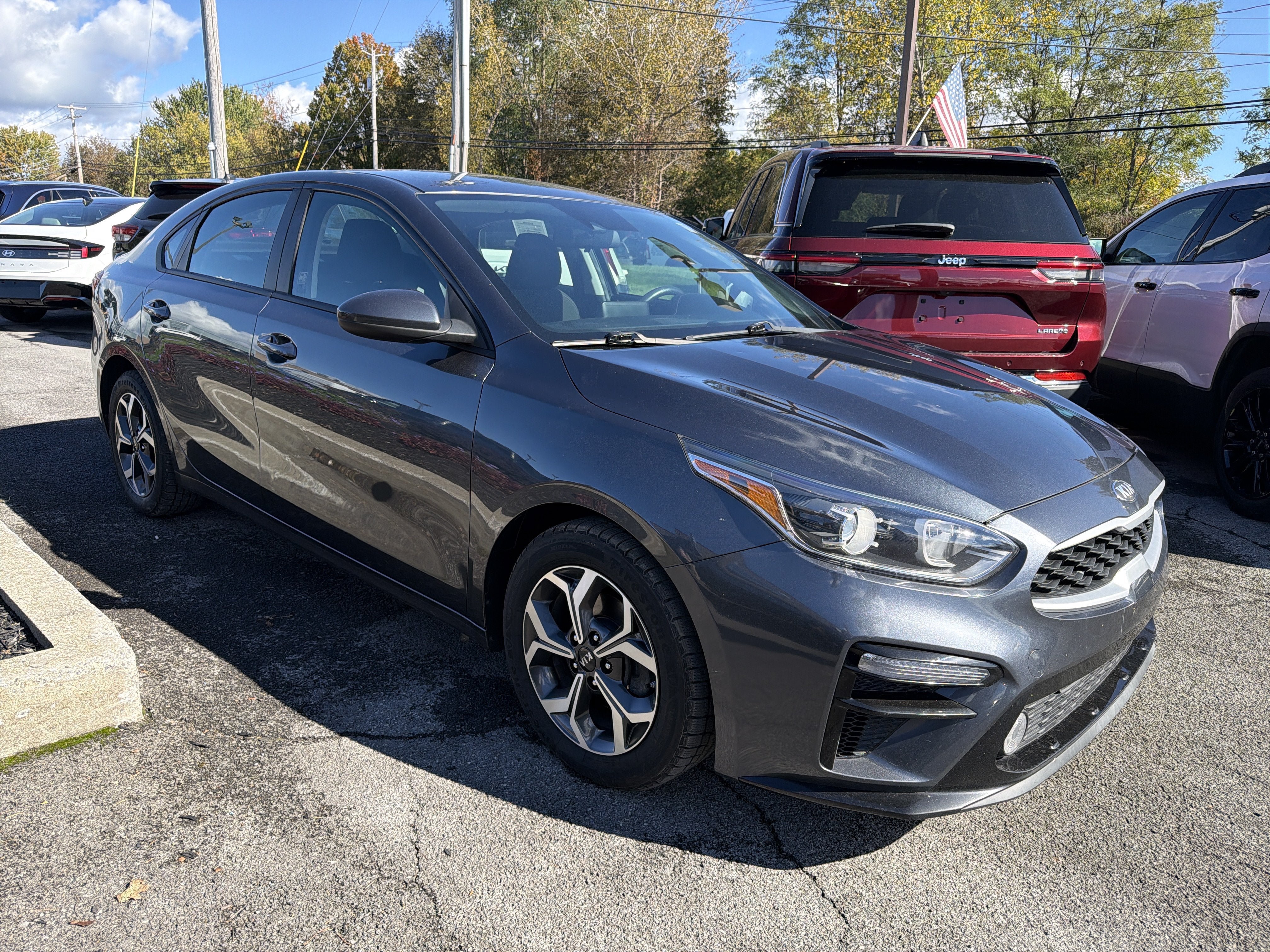 Used 2019 Kia Forte LXS FWD image 2