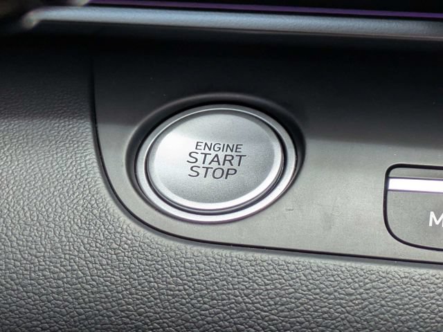 Used 2024 Hyundai Elantra SEL FWD image 26