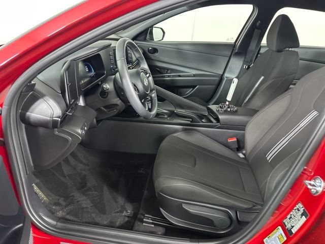 Certified 2025 Hyundai Elantra Sport image 11