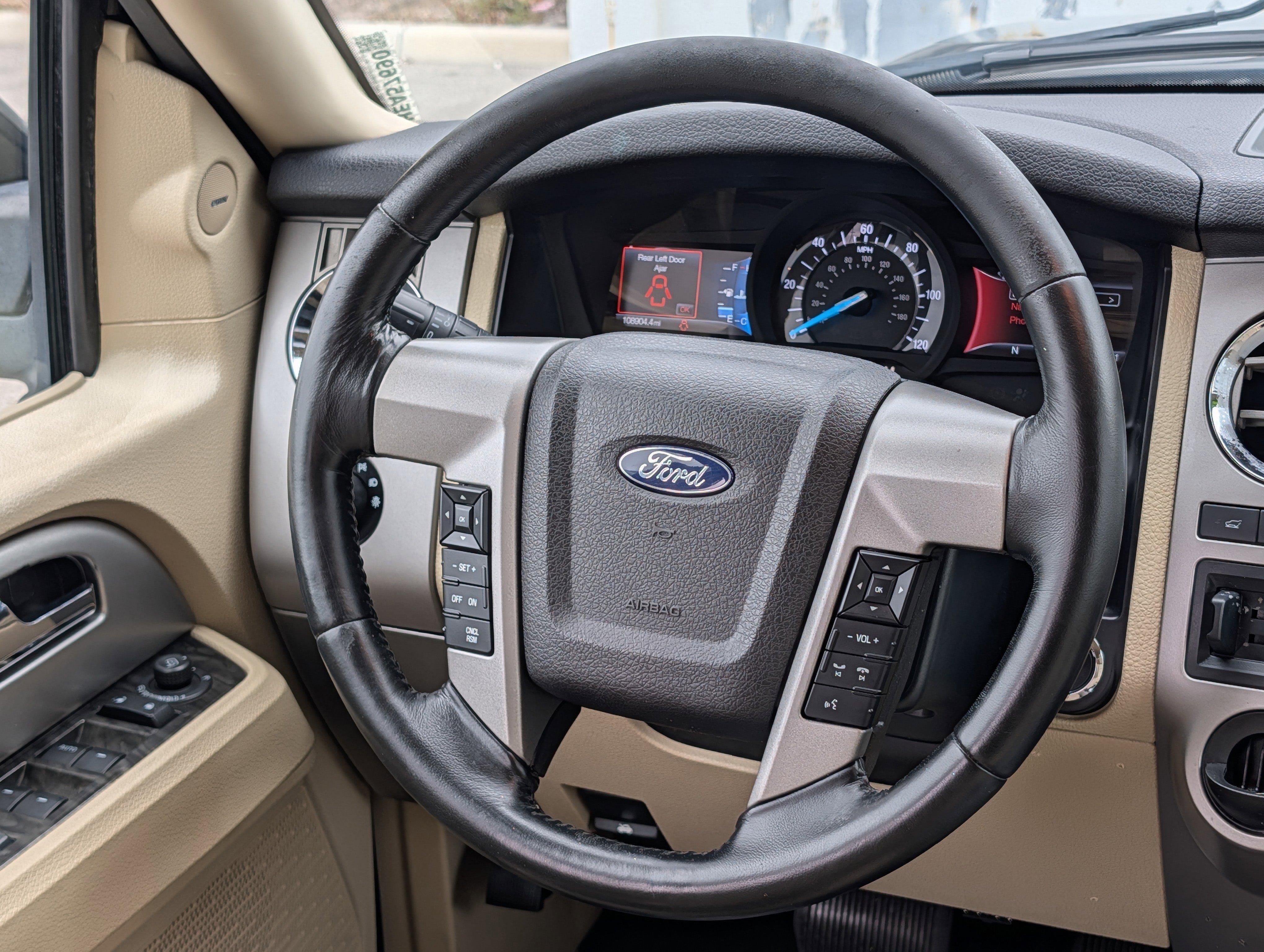 Used 2017 Ford Expedition EL Limited RWD image 17