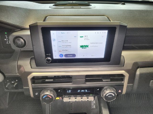 Used 2024 Toyota Tacoma SR5 AWD/4WD image 16
