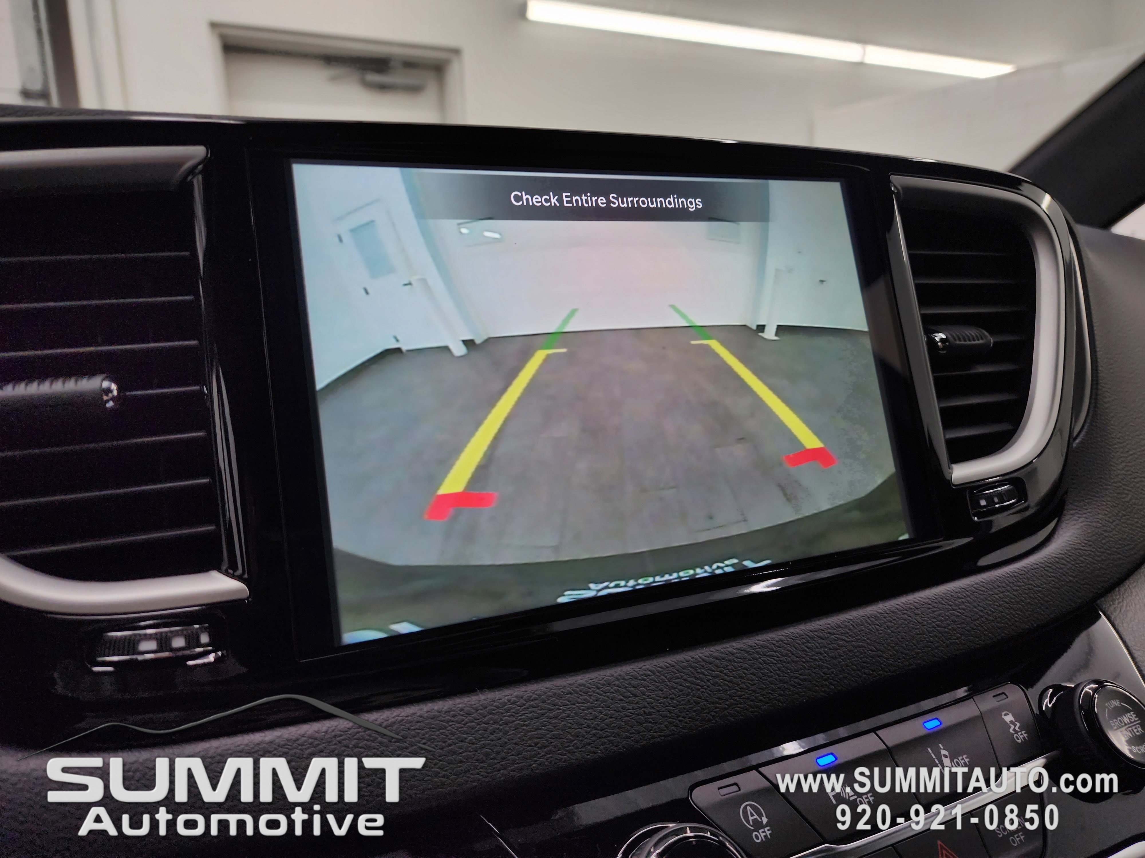 New 2026 Chrysler Voyager LX image 16