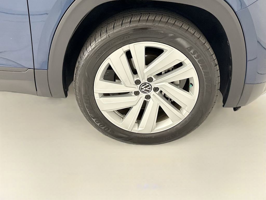 Used 2023 Volkswagen Atlas Cross Sport SE FWD image 30