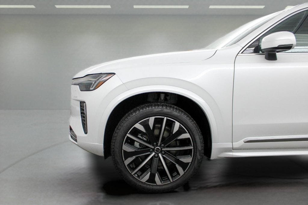 New 2026 Volvo XC90 B5 Core w/ Protection Package Premier AWD/4WD image 33