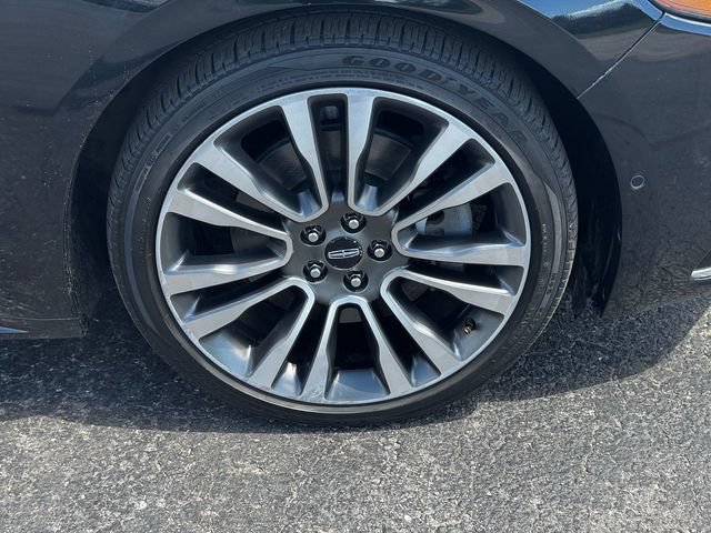 Used 2018 Lincoln Continental Reserve AWD/4WD image 9
