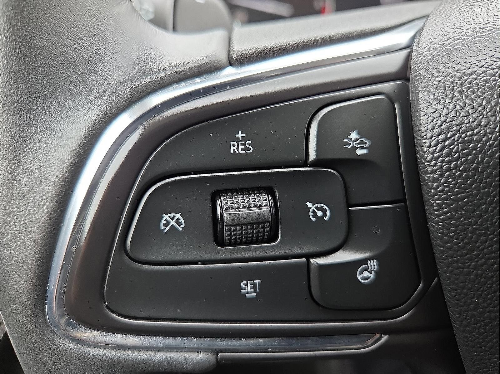 Used 2023 Buick Envision Preferred image 18