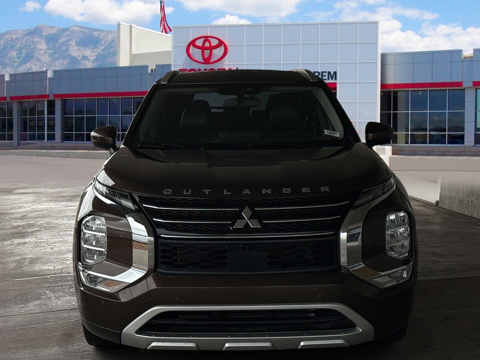 Used 2022 Mitsubishi Outlander SEL FWD image 2