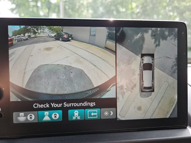 Certified 2024 Honda Pilot Elite image 18