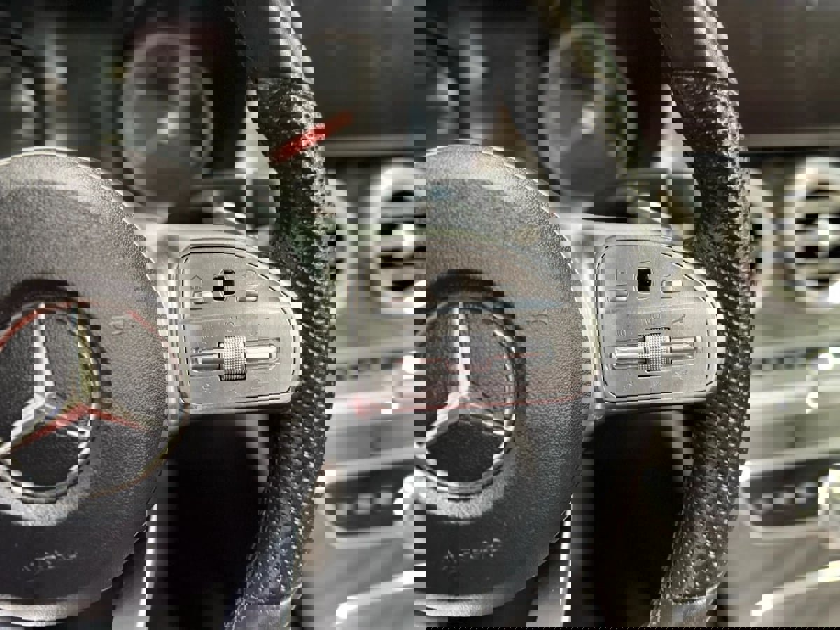 Used 2019 Mercedes-Benz C 300 Cabriolet image 15