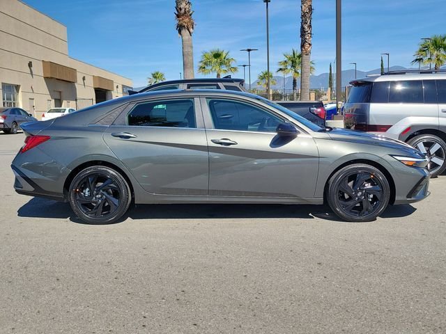 New 2026 Hyundai Elantra SEL Sport Premium image 24